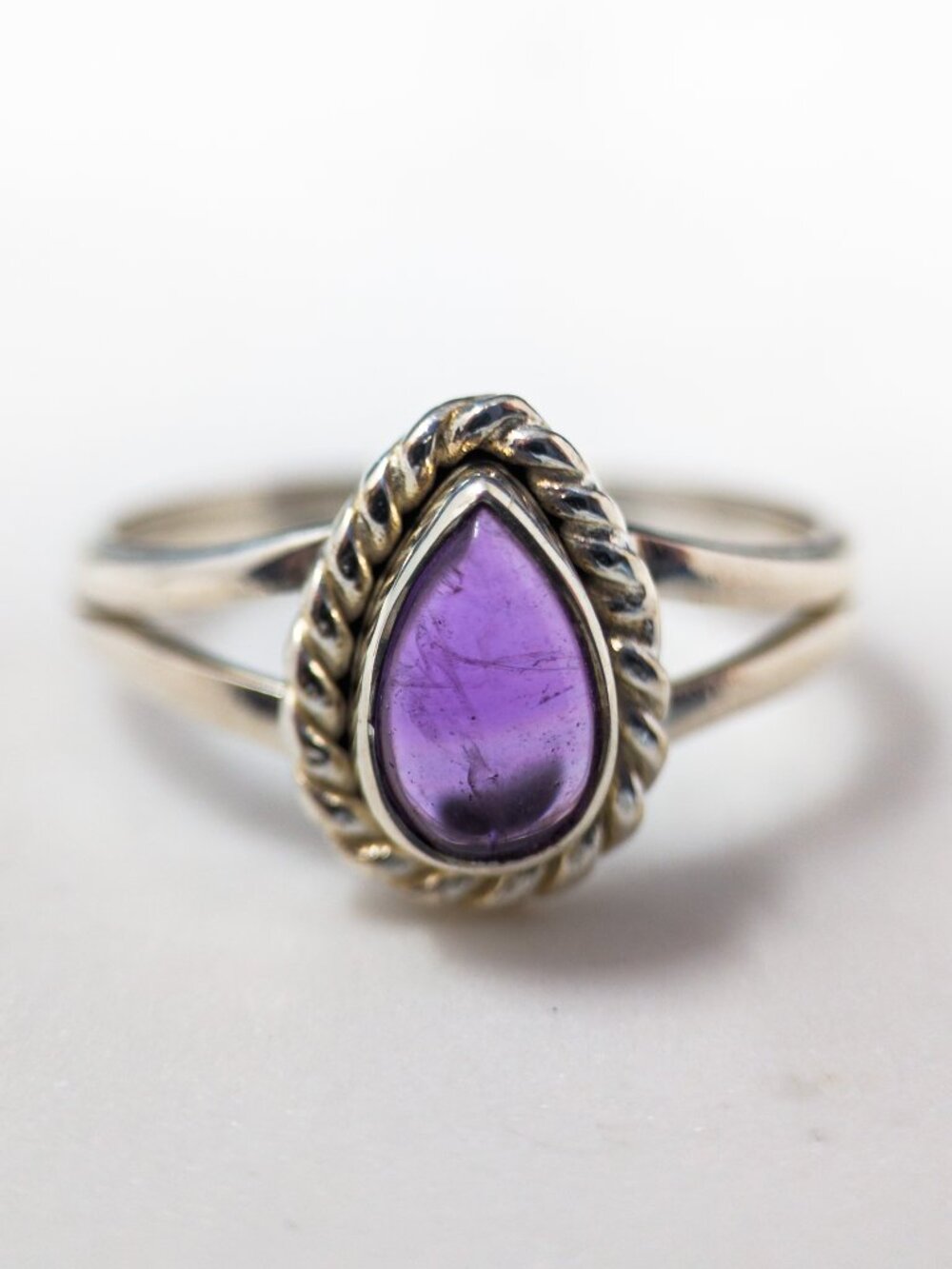 Sterling Silver Amethyst Rope-Bezel Ring, Teardrop Cabochon, Sz 7